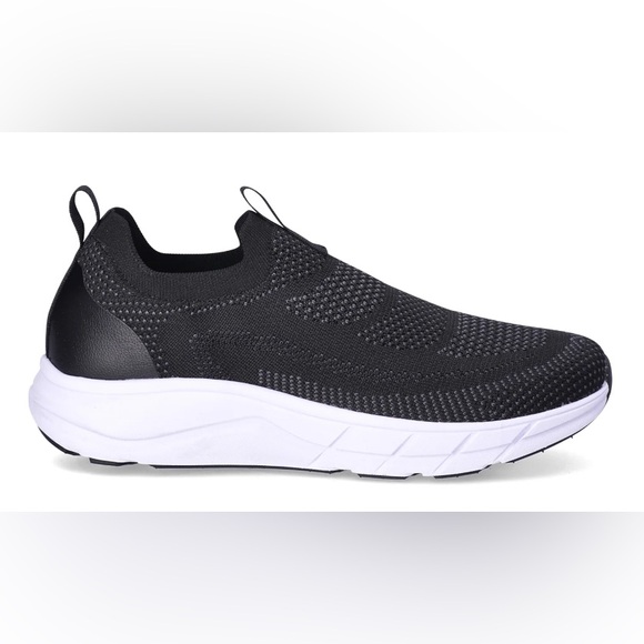 Athletic Works Men’s Knit Slip-On Sneakers - Picture 3 of 6